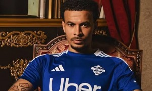 原创 
            两年半仅出场10分钟，昔日英超1亿欧巨星如今无人问津，面临退役