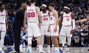 火箭主帅乌度卡因公开批评裁判被罚款25000美金