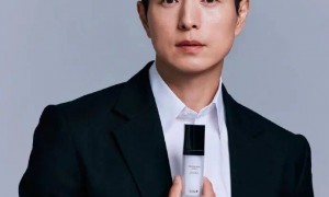 郑成日宣布跟妻子离婚！42岁他曾凭《黑暗荣耀》逆袭走红