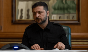 乌克兰在作死边缘试探,给菲方支招偷袭南海,中方一句话字少事大