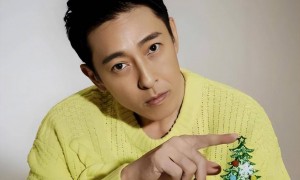 香港著名男演员吕颂贤危重住院,身形极瘦引争议,妻子怒斥素食影响