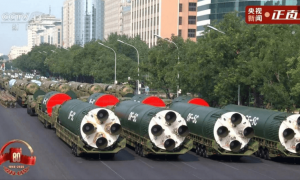 大陆高层会见洪秀柱,握手30秒大有说法,台当局回退立场寻求自保