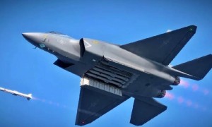 歼-20产量超250架!美智库承认中国空军脱胎换骨,亚太制空权易主