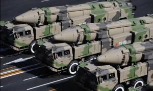 东风5C洲际导弹竟带10个弹头!射程覆盖全球,真实威力让外媒惊叹