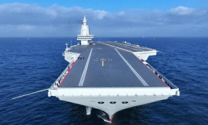 中方连发2条航行警告,福建舰或近日服役?歼35为何率先飞向南海