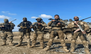 乌克兰麻烦大了!俄军不再仁慈,王牌部队上阵,誓要打崩红军城