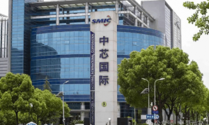 原创 
            万万没想到!10台EUV光刻机!中芯国际突然宣布,外媒:更可怕的还在后面